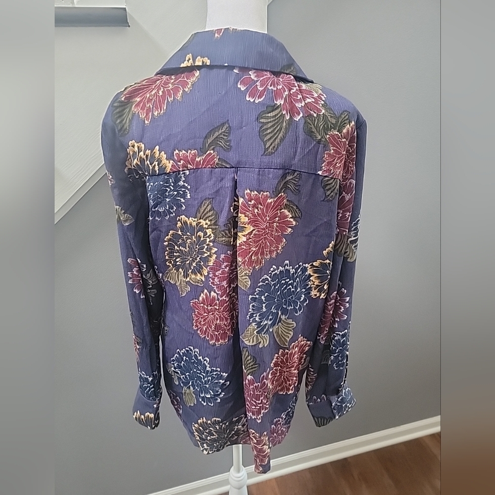 Emelia Floral Cottage Core Wrap Long Sleeve Blouse Sz Large Lightweight - Picture 7 of 9